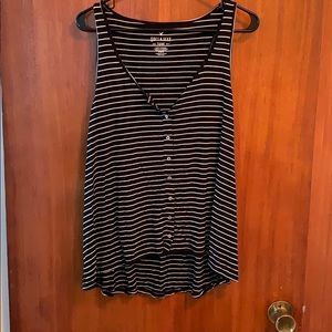 Soft and sexy American eagle sleeveless top